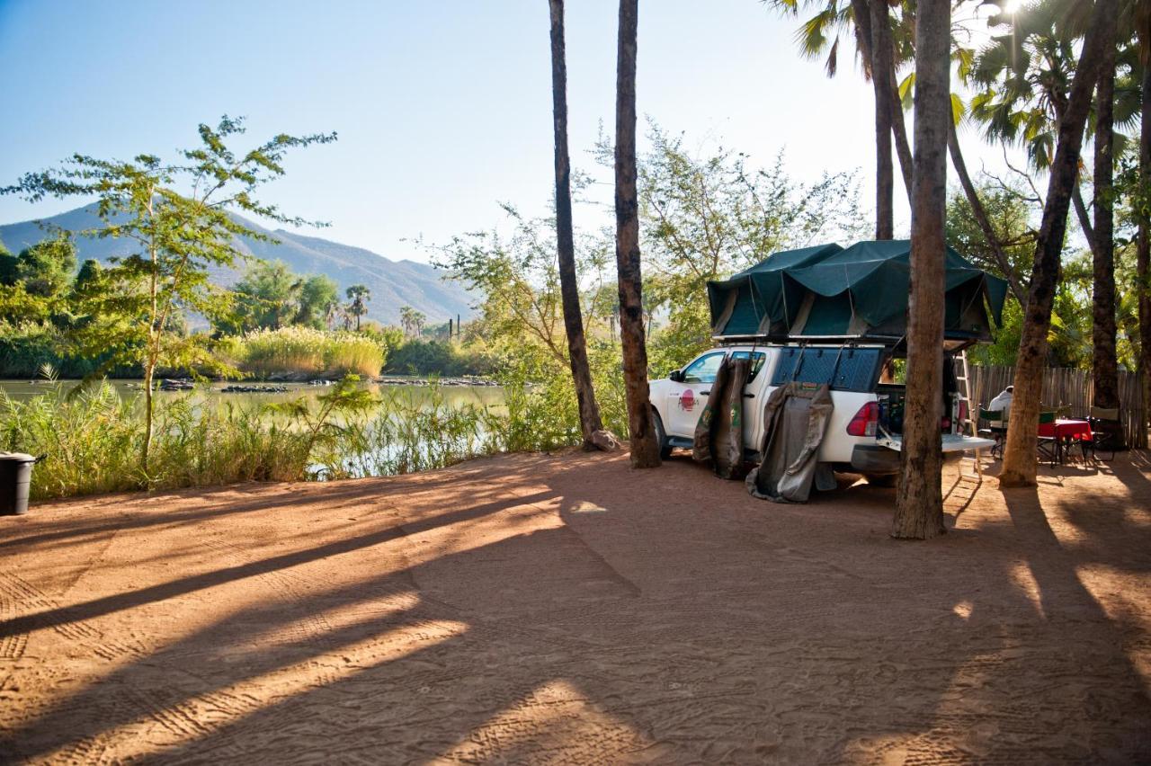 ホテル Omarunga Epupa-Falls Campsite エクステリア 写真